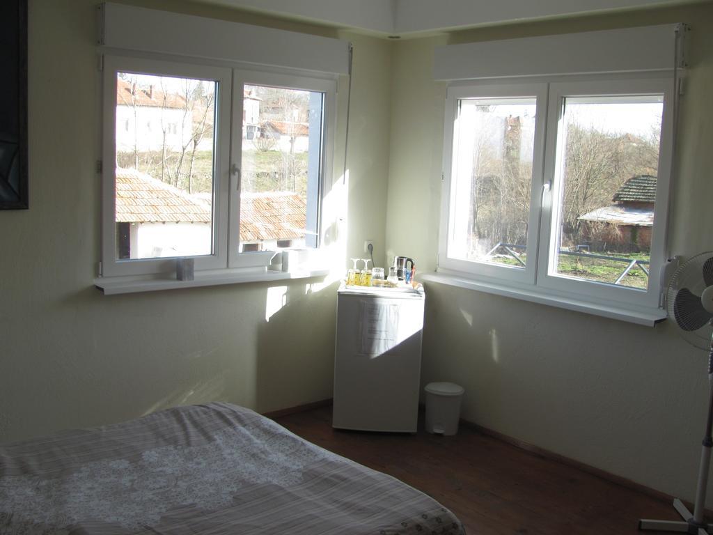 Рогозен B&B Екстериор снимка